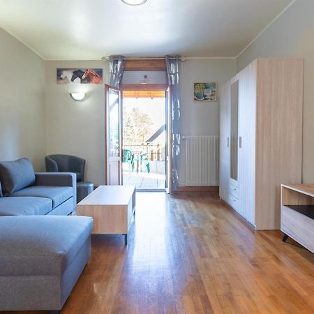 Vila Les Hirondelles Pesmes Exteriér fotografie