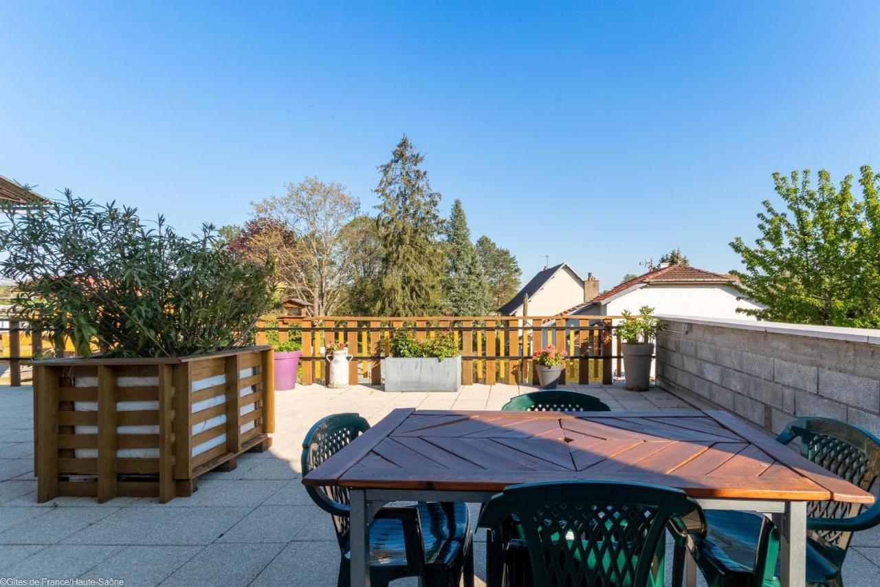 Vila Les Hirondelles Pesmes Exteriér fotografie